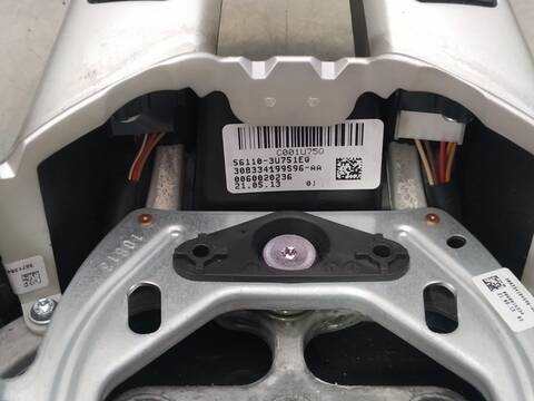 Foto 3ª: Volante Kia Sportage EMOTION 4X2 116CV 85KW [D4FD] (2013)