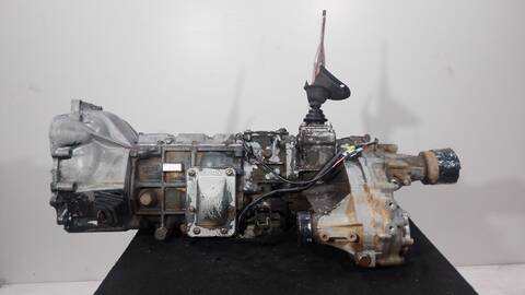 Foto 1ª: Caja Cambios Mitsubishi Montero 2.5 TD L044G L049G) 87CV 64KW [4D56-T] (1989)