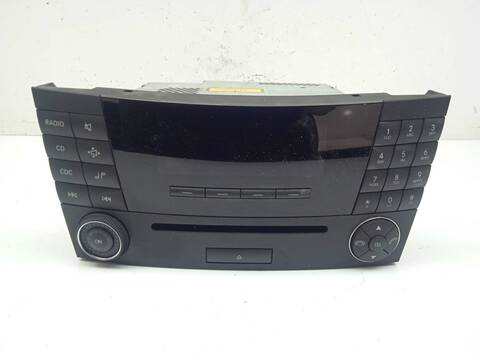 Sistema Audio Radio CD Mercedes Clase E 180 3.0 V6 CAT BERLINA 231CV 170KW