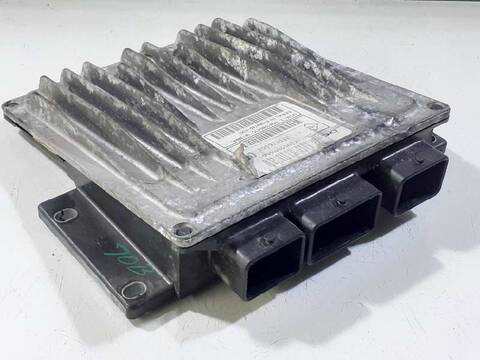 Foto 1ª: Centralita Motor ECU Renault Kangoo 1.5 DCI DIESEL CAT 86CV 63KW [K9KD8] (2010)