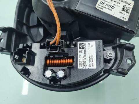 Foto 4ª: Calefacción Mercedes Clase C 160 CLA 200 CDI 117.308) 136CV 100KW [651930] (2015)