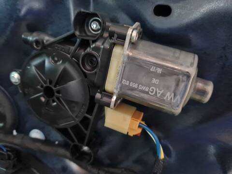 Elevalunas Manual Trasero Derecho Audi A4 BASICO AVANT 150CV 110KW