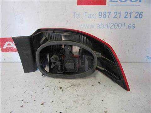 Foto 2ª: Piloto Trasero Izquierdo Renault Laguna 2.0 16V BG00 BG0K BG0P BG0W) 135CV 99KW [G/ F4R J7] (2002)