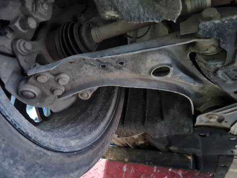Brazo Suspension Delantero Derecho Ford Focus ST-LINE X 119CV 88KW