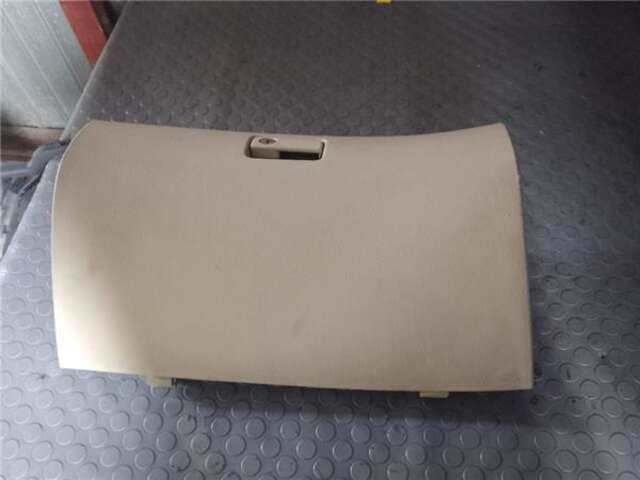 Foto 1ª: Guantera Toyota Avensis 2.0 D-4D [1CD-FTV]