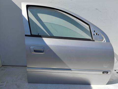 Foto 3ª: Puerta Delantera Derecha Opel Astra CLUB BERLINA 80CV 59KW [Z17DTL] (2004)
