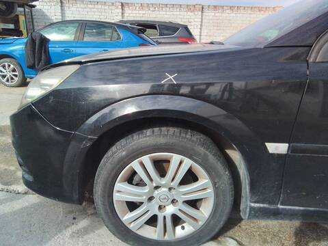 Foto 3ª: Aleta Delantera Izquierda Opel Vectra COSMO BERLINA 120CV 88KW [Z19DT] (2008)