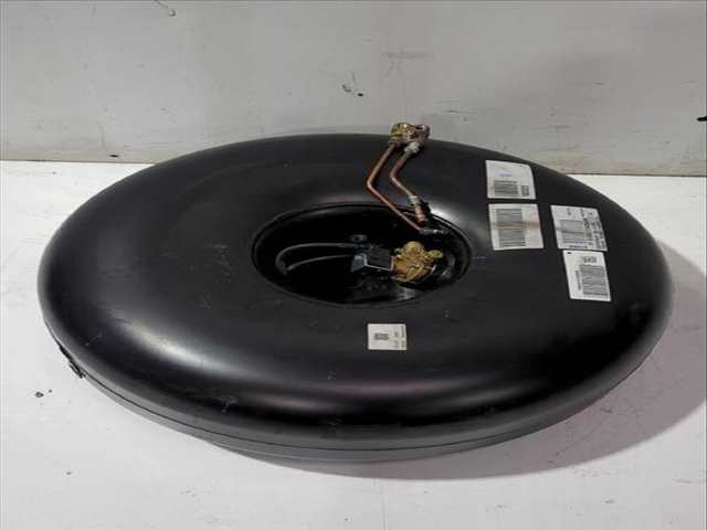 Foto 1ª: Deposito de Combustible Dacia Duster 1.0 TCE 90 91CV [H4D 470] (2017)