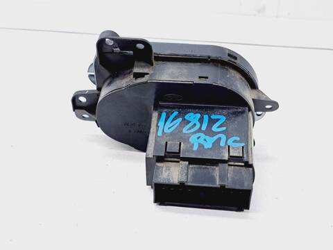 Foto 3ª: Mando Luces Ford Fiesta AMBIENTE 80CV 59KW [FXJB] (2005)