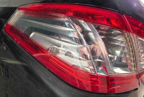Foto 1ª: Piloto Trasero Izquierdo Peugeot 508 BUSINESS LINE 111CV 82KW (2011)