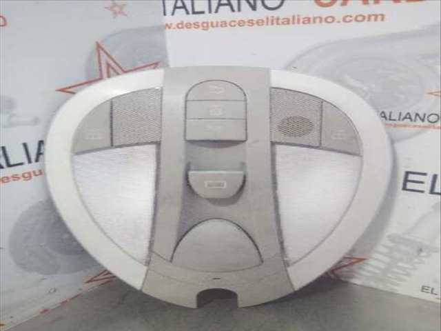 Foto 4ª: Luz Interior Mercedes Clase C 160 350 219.356) 272CV 200KW [272964] (2004)