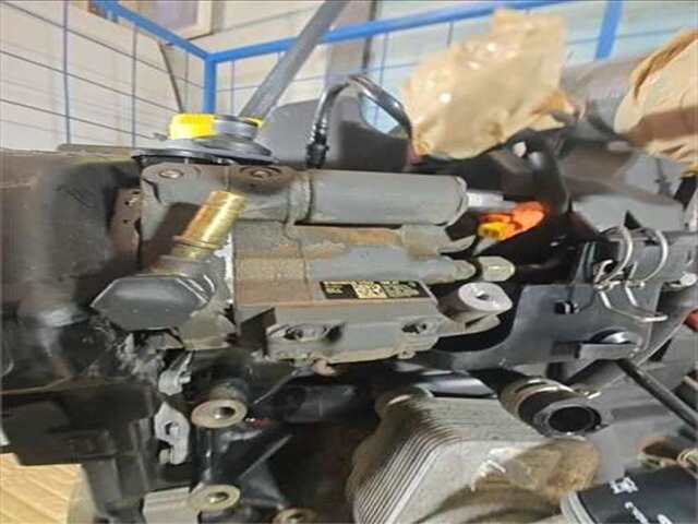 Foto 3ª: Motor Completo Renault Megane 1.5 CONFORT DYNAMIQUE [1.5 LTR. - 78 KW DCI DIESEL] II BERLINA 5P (10.2002-_) [K9K-732]