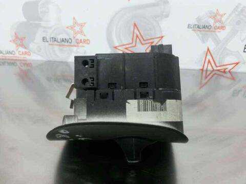 Foto 1ª: Mando Luces Mercedes Clase C 160 BERLINA 170CV 125KW (2000)