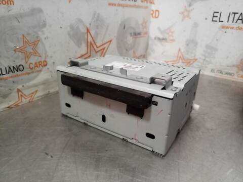 Foto 3ª: Sistema Audio Radio CD Ford Fiesta TREND 101CV 74KW [SFJB] (2013)