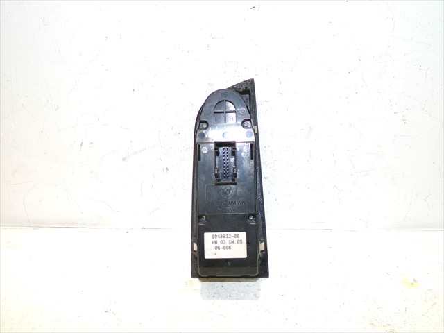 Foto 2ª: Botonera Elevalunas Bmw Serie 3 320 2.0 D E90,2004-2008 [204D4] (2006)