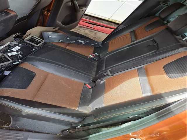 Foto 2ª: Asientos Traseros Ford Ranger DOPPELKABINE 4X4 WILDTRAK 200CV 147KW [SAFA] (2017)