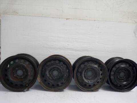 Juego LLantas Seat Ibiza STELLA 60CV