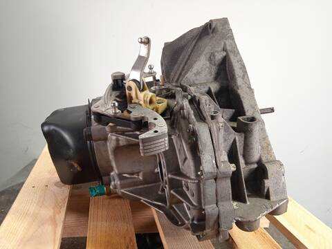 Foto 2ª: Caja Cambios Renault Megane 1.6 16V HATCHBACK 115CV 84KW IV HATCHBACK B9A/M/N_) (2016)