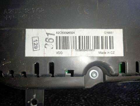 Foto 2ª: Cuadro de Instrumentos Volkswagen Passat EDITION BLUEMOTION 140CV (2010)