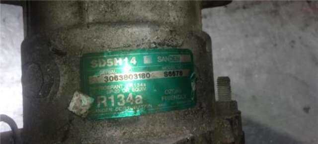 Foto 2ª: Compresor Aire Acondicionado Nissan Atleon 110.35. 120.35 [BD-30Ti]