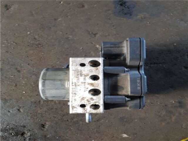 Foto 1ª: Abs Renault Clio 1.5 BUSINESS [1.5 LTR. - 66 KW DCI DIESEL FAP] [K9K B6]