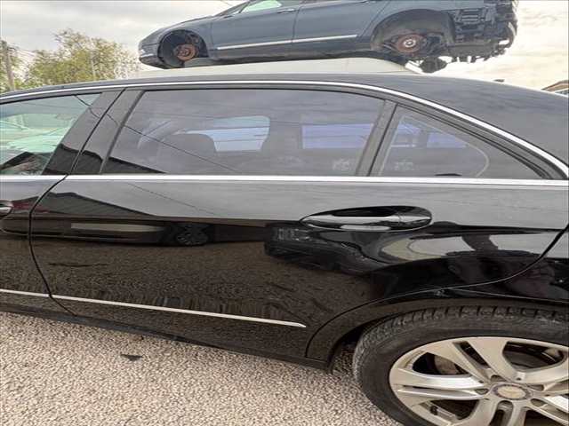 Puerta Trasera Izquierda Mercedes Clase E 180 651925