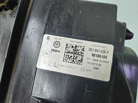 Foto 3ª: Faro Derecho Volkswagen Passat BUSINESS 150CV 110KW [DSRA] (2020)