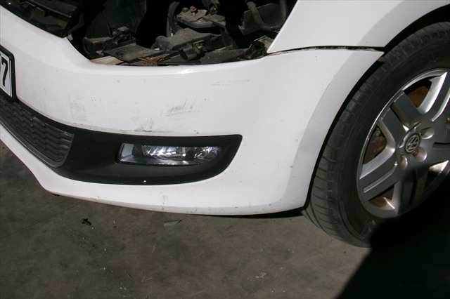 Foto 3ª: Paragolpes Delantero Volkswagen Polo 1.2 TSI 2009-2014 [CBZ] (2014)