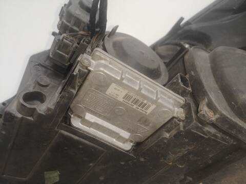 Foto 3ª: Faro Derecho Renault Espace M9R760 (2010)