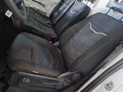 Foto 1ª: Asiento Delantero Izquierdo Iveco Daily NATURALPOWER 35S14 35C14 40C14 50C14 60C14 65C14 ... 136CV 100KW FURGONETA [F1CFA401C] (2021)