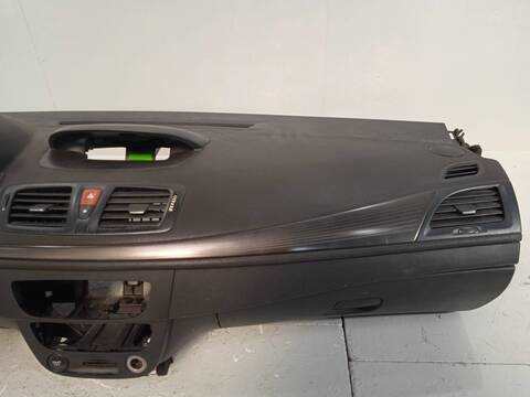 Foto 3ª: Salpicadero Renault Megane 1.5 DCI DIESEL CAT K9K-830) BERLINA 90CV 66KW III BERLINA 5 P (2008)