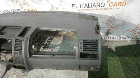 Foto 2ª: Salpicadero Volkswagen Transporter 1.9 TDI T5 BUS