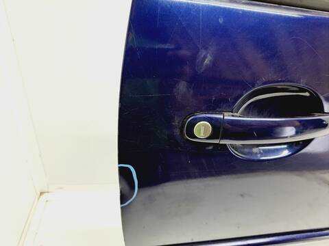 Foto 4ª: Puerta Delantera Derecha Volkswagen Golf 25 ANIVERSARIO BERLINA 110CV 81KW [ASV] (2000)
