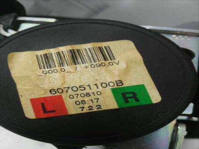 Foto 2ª: Cinturón Trasero Derecho Bmw Serie 1 114 120D BERLINA 177CV 130KW [N47D20A] (2008)