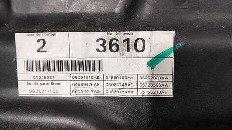 Foto 3ª: Elevalunas Eléctrico Delantero Derecho Dodge Journey SE 2 16V CRD CAT 140CV (2008)