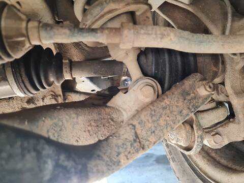 Transmision Delantera Izquierda Nissan Navara GASOLINA