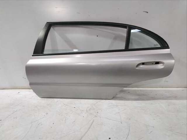 Foto 2ª: Puerta Trasera Izquierda Kia Rio 1.3 75CV [A3E] (2000)