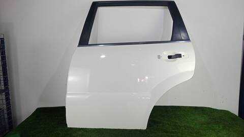 Puerta Trasera Izquierda Ssangyong Rexton 2.0 XDI A LAS 4 RUEDAS 155CV 114KW
