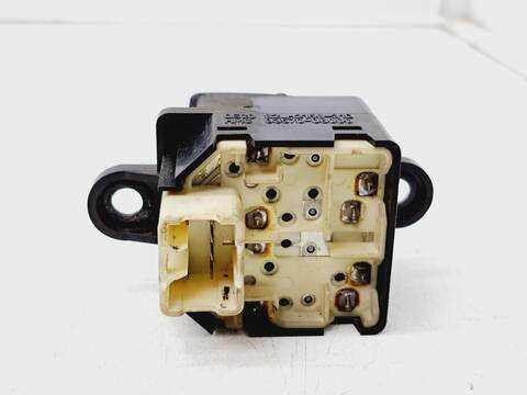 Foto 3ª: Botonera Elevalunas Hyundai Atos 1.0 CAT 58CV 43KW [G4HCE] (2001)