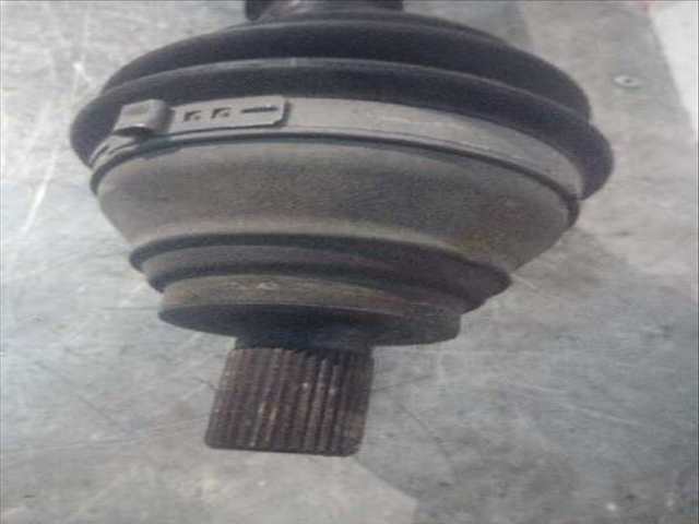 Foto 3ª: Transmision Delantera Derecha Volkswagen Passat TRENDLINE BERLINA 140CV 103KW [CBA] (2008)