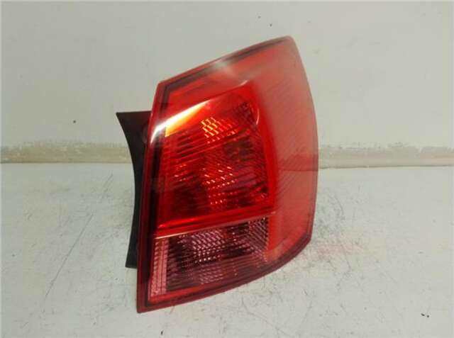 Piloto Trasero Derecho Nissan Qashqai 1.5 TEKNA SPORT [1.5 LTR. - 78 KW DCI TURBODIESEL CAT]