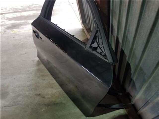 Foto 2ª: Puerta Delantera Derecha Bmw Serie 1 114 2.0 118D [2.0 LTR. - 90 KW 16V DIESEL CAT] [M47N 204 D4]
