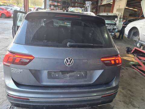Portón Volkswagen Tiguan ADVANCE 4MOTION 150CV 110KW