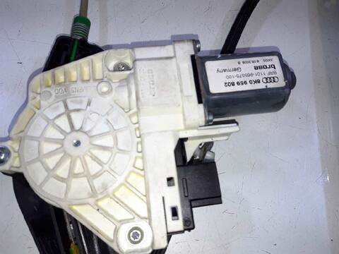 Foto 3ª: Elevalunas Eléctrico Delantero Derecho Audi A4 BASICO 190CV 140KW [CAMA] (2008)