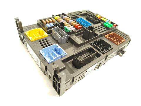 Foto 2ª: Caja Reles Fusibles Opel Grandland 1.2 75) 131CV 96KW [HN05] (2020)