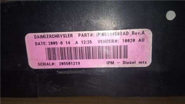 Foto 3ª: Caja Reles Fusibles Chrysler Voyager 2.5 CRD [ENJ]