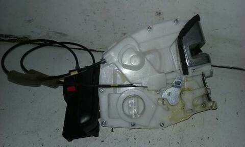 Cerradura Puerta Trasera Derecha Suzuki Swift 1.3 16V CAT BERLINA 92CV 68KW