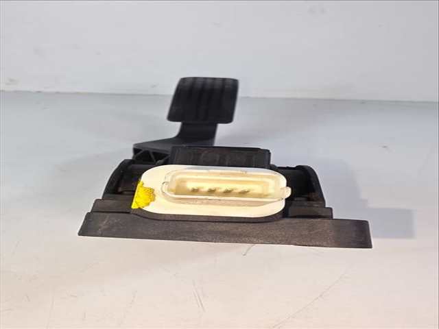 Foto 3ª: Pedal Acelerador Peugeot 307 D-SIGN 90CV 66KW (2006)