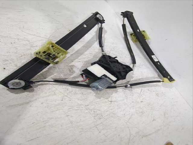 Foto 3ª: Elevalunas Eléctrico Delantero Derecho Volkswagen T-Cross 1.0 TSI 110CV [DLAA] (2018)