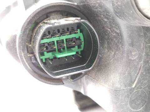 Foto 3ª: Faro Derecho Hyundai i30 1.4 99CV 73KW [G4FA] (2012)